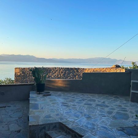 Fteri Stone House In Platanos, Akrata Apartment Екстериор снимка