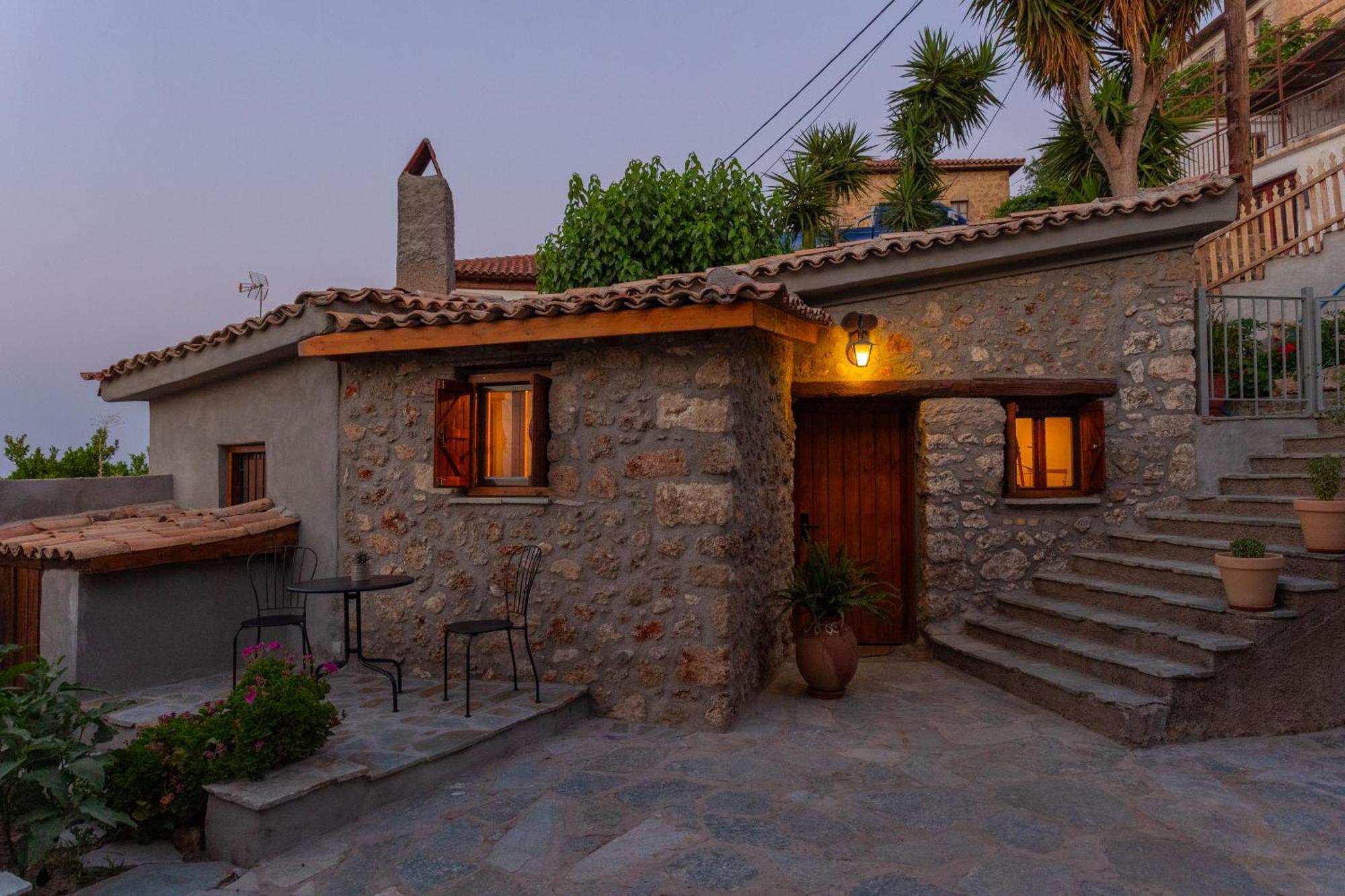 Fteri Stone House In Platanos, Akrata Apartment Екстериор снимка