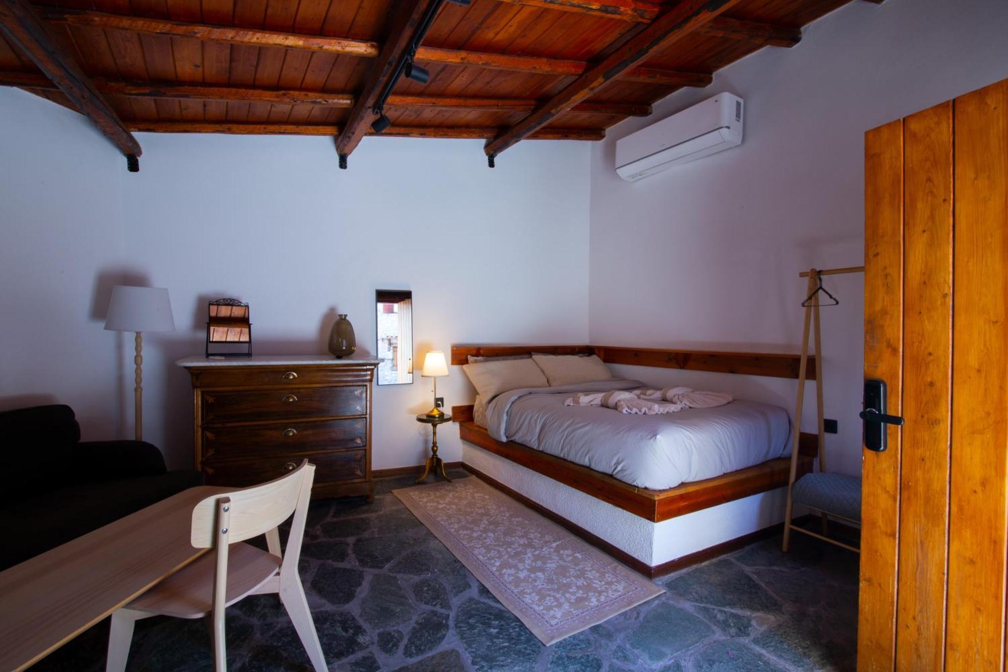 Fteri Stone House In Platanos, Akrata Apartment Екстериор снимка