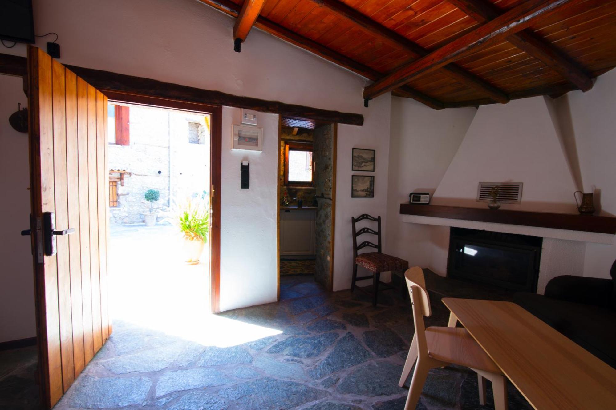 Fteri Stone House In Platanos, Akrata Apartment Екстериор снимка
