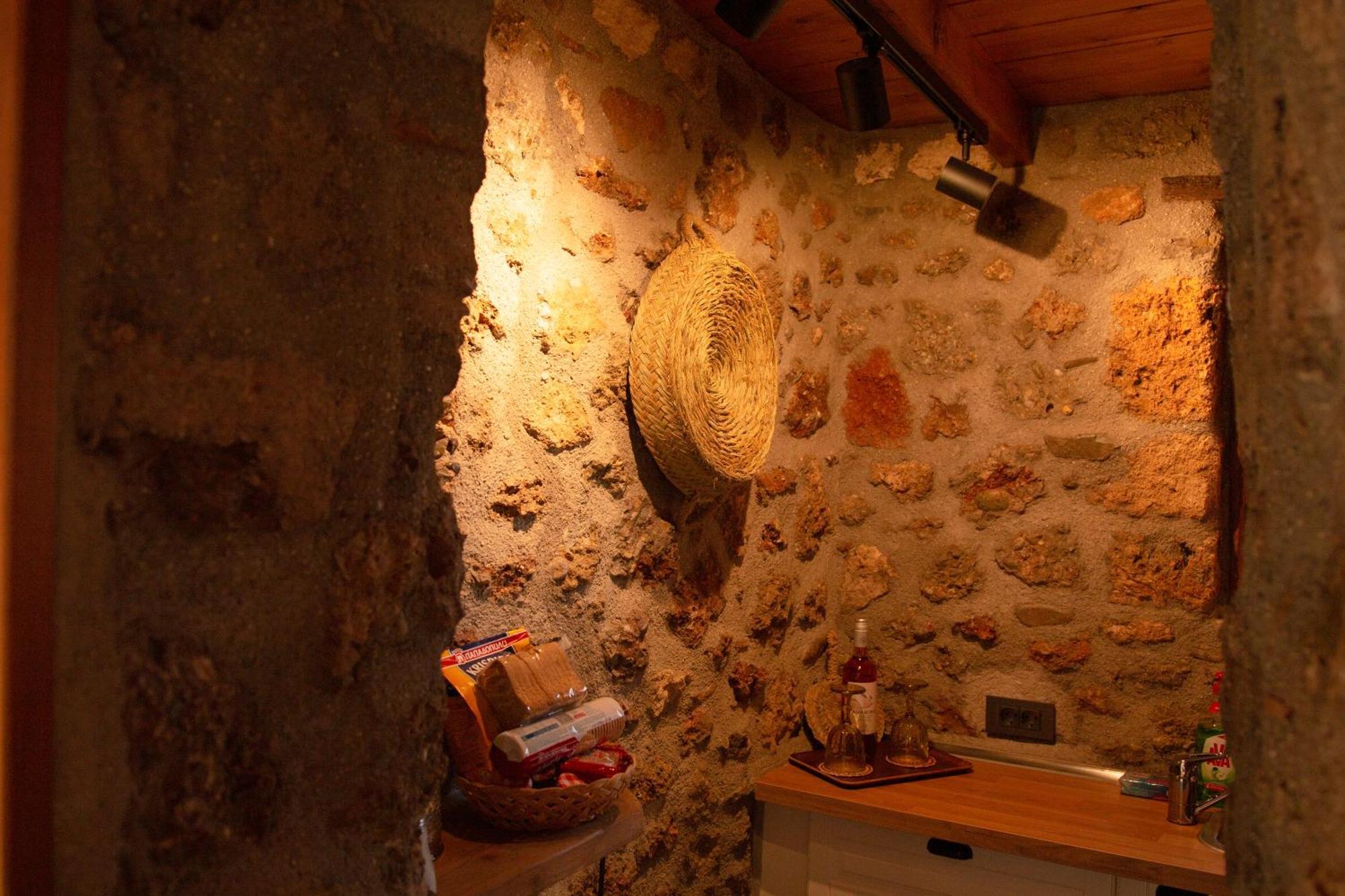 Fteri Stone House In Platanos, Akrata Apartment Екстериор снимка